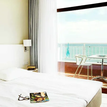 White Lagoon 4* 발치크